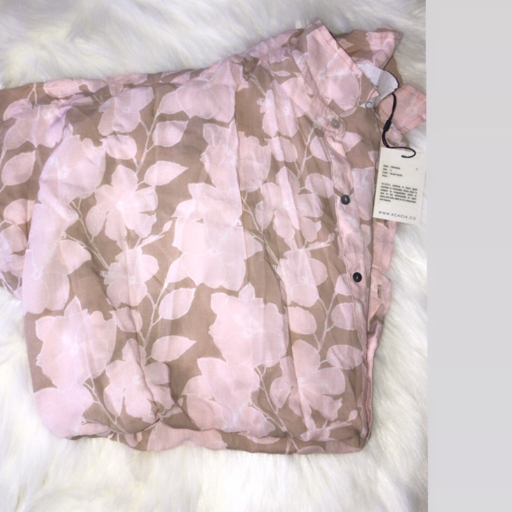 NWT Acacia Mombasa in South Pacific, Size L